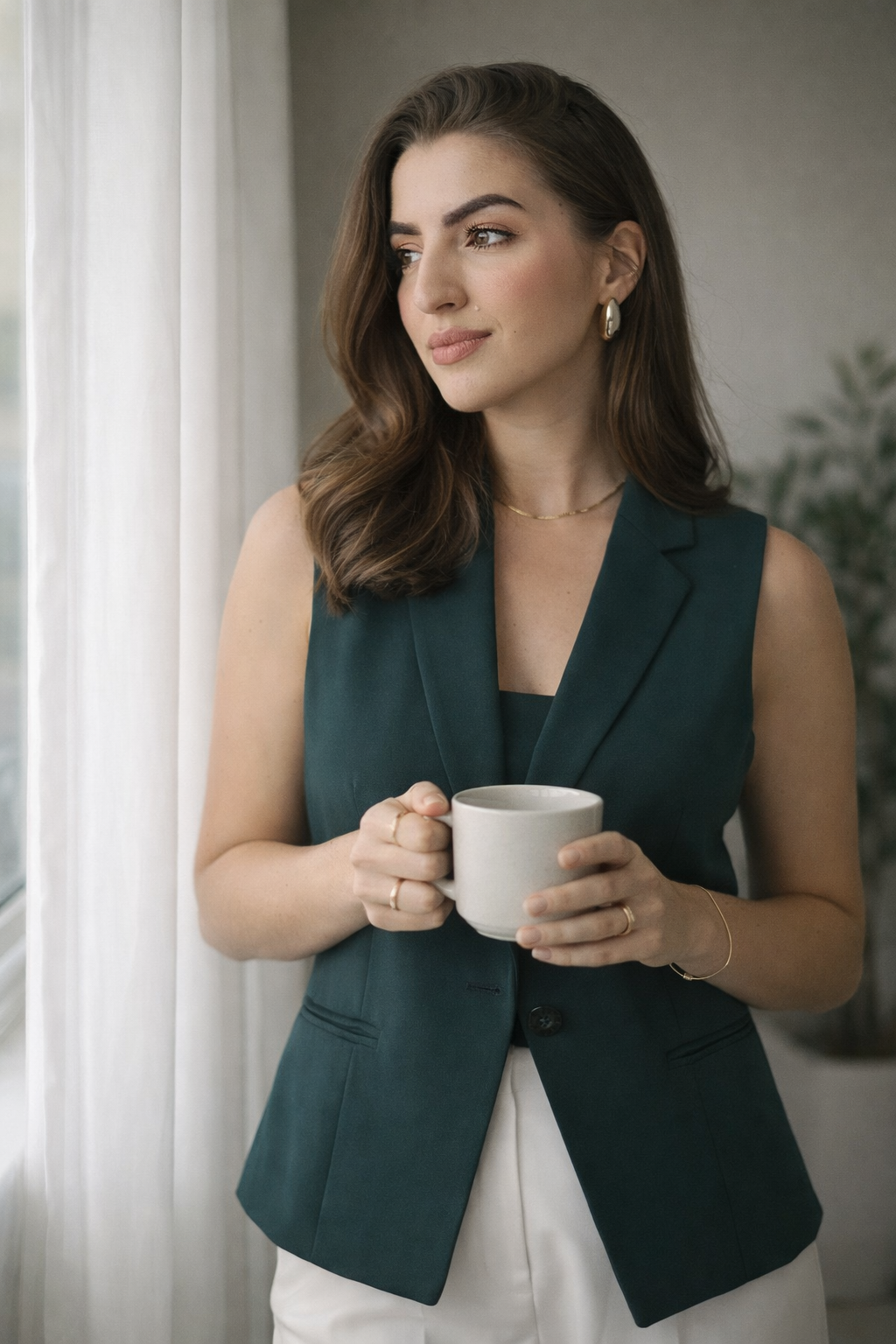 Luana Santana · Nutricionista Comportamental